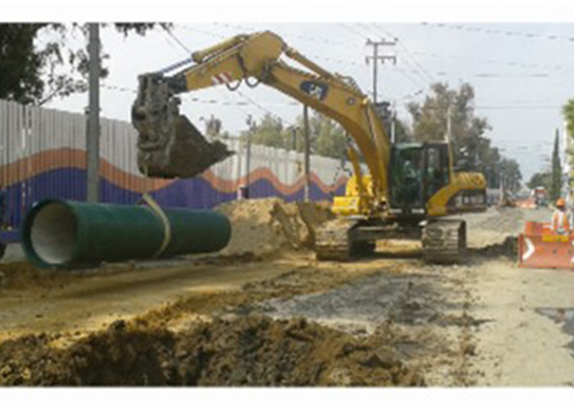 foto-2-sustitucioon-linea-de-conduccion-de-agua-potable-para-la-construcción-de-la-linea-6-del-metro-bus-en-ciudad-de-mexico-proyectos-mexico-PamLine