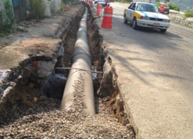 foto-2-linea-de-conduccion-de-agua-potable-sobre-avenida-escenica-a-base-naval-en-acapulco-guerrero-proyectos-mexico-pamline